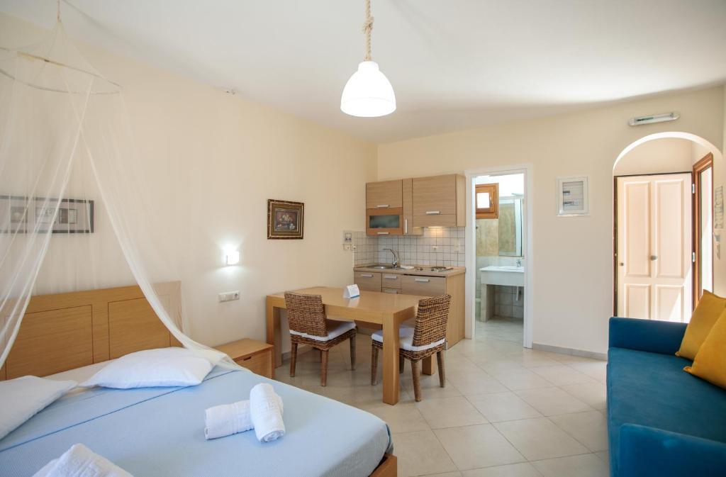 Margaritari Hotel Agia Anna  Buitenkant foto