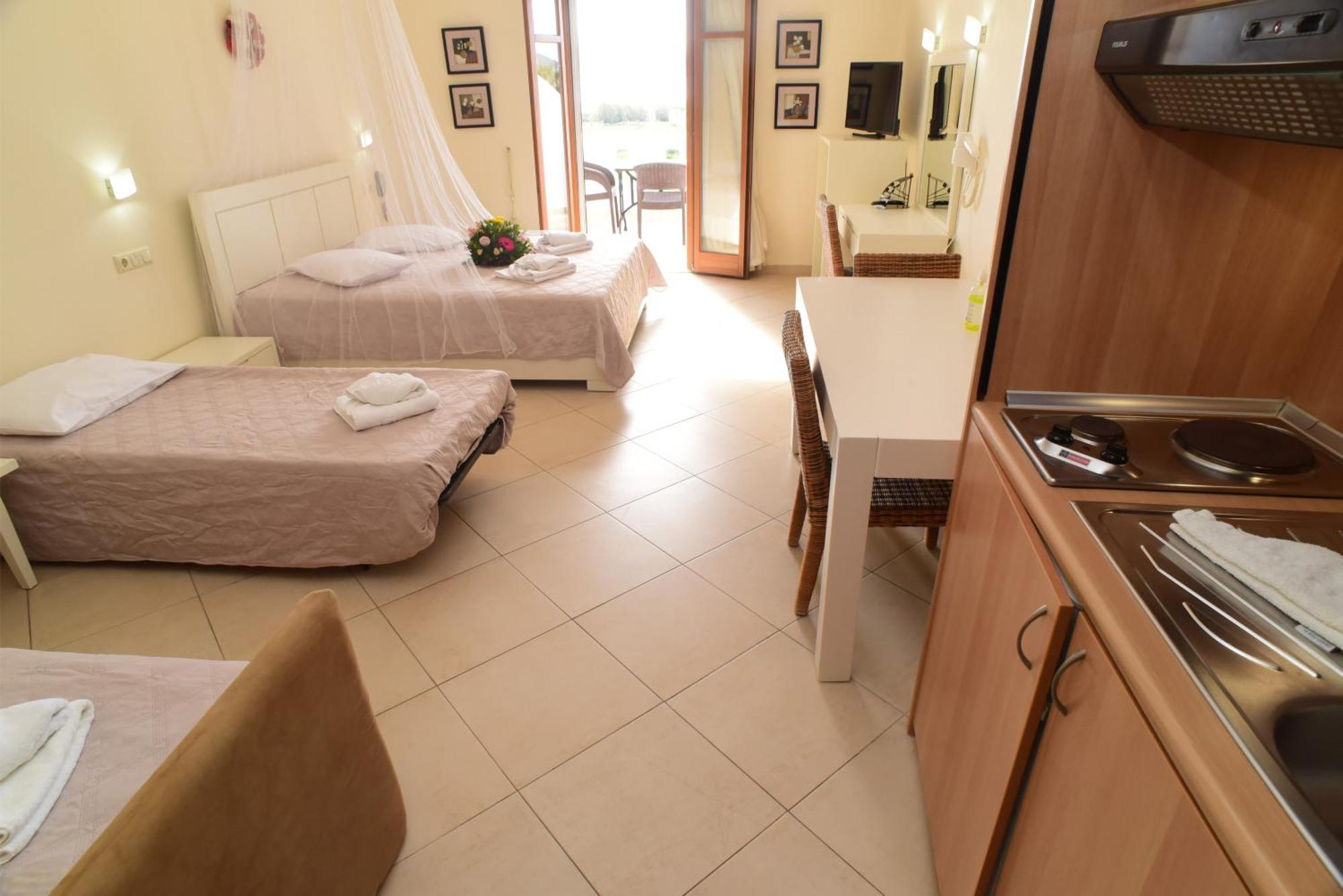 Margaritari Hotel Agia Anna  Buitenkant foto