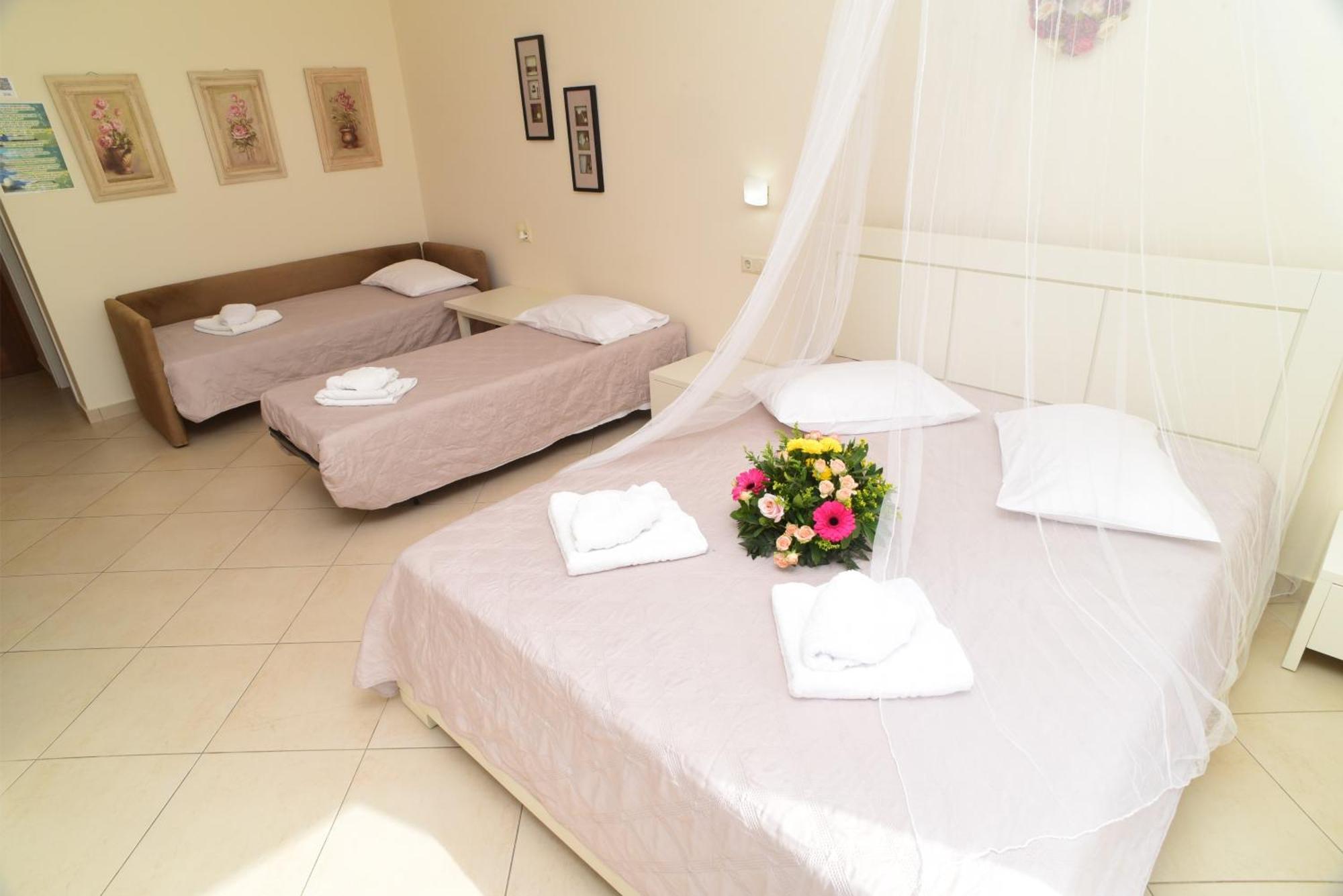 Margaritari Hotel Agia Anna  Buitenkant foto