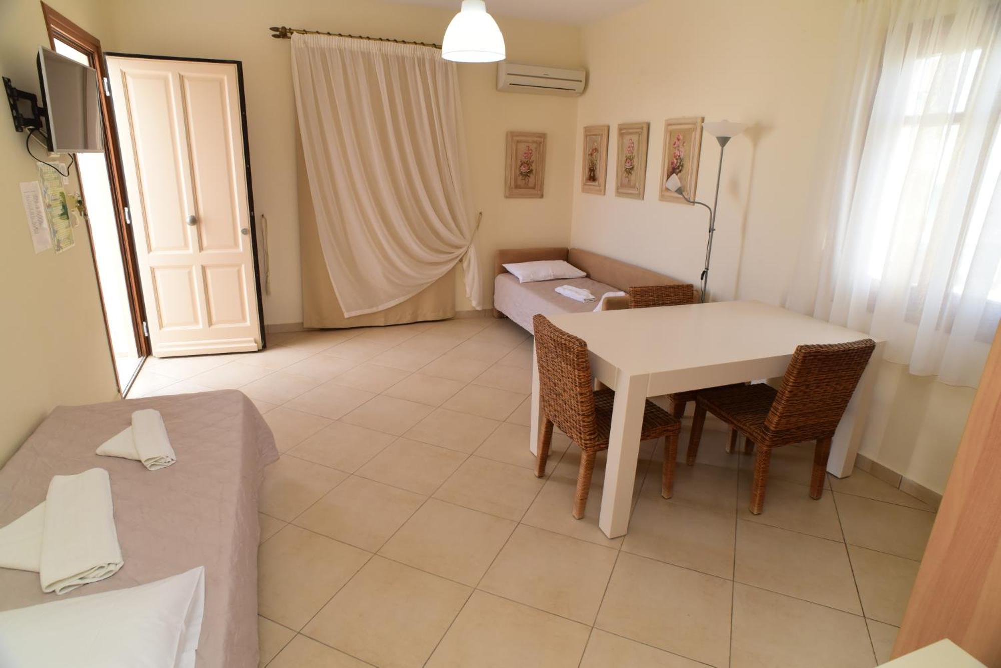 Margaritari Hotel Agia Anna  Buitenkant foto