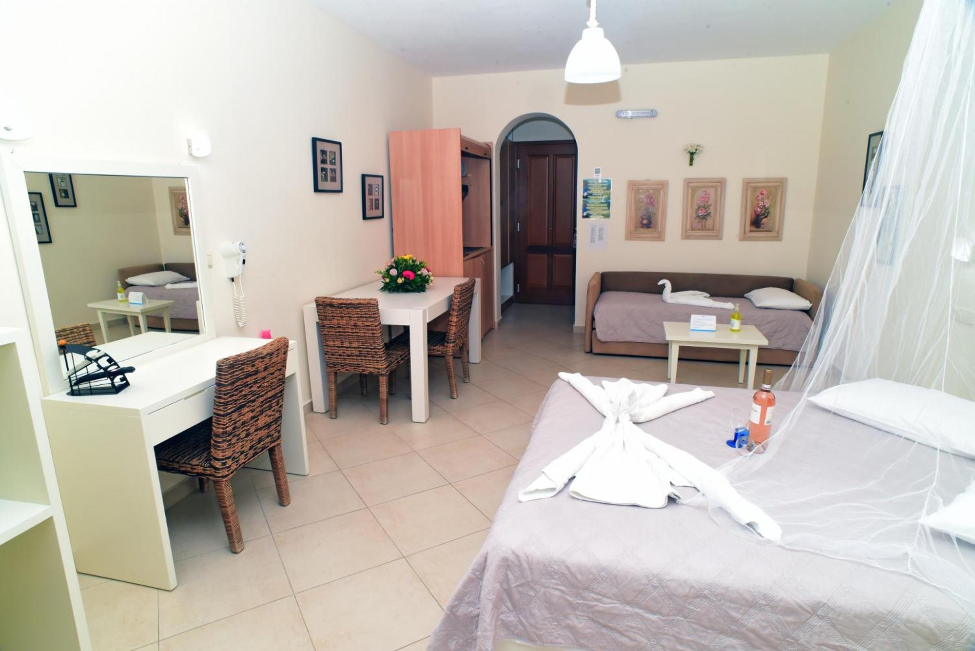 Margaritari Hotel Agia Anna  Buitenkant foto