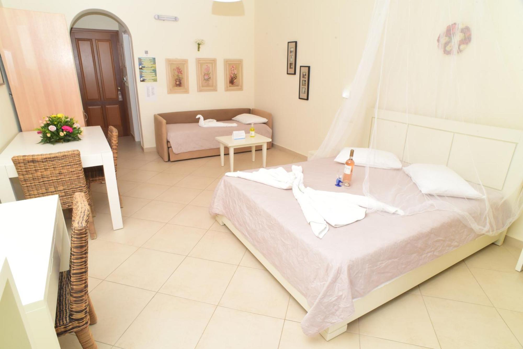 Margaritari Hotel Agia Anna  Buitenkant foto